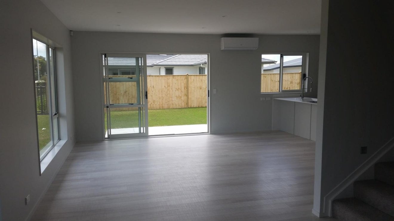 49 Kuhanui Drive, Karaka, Papakura - Carousel 7