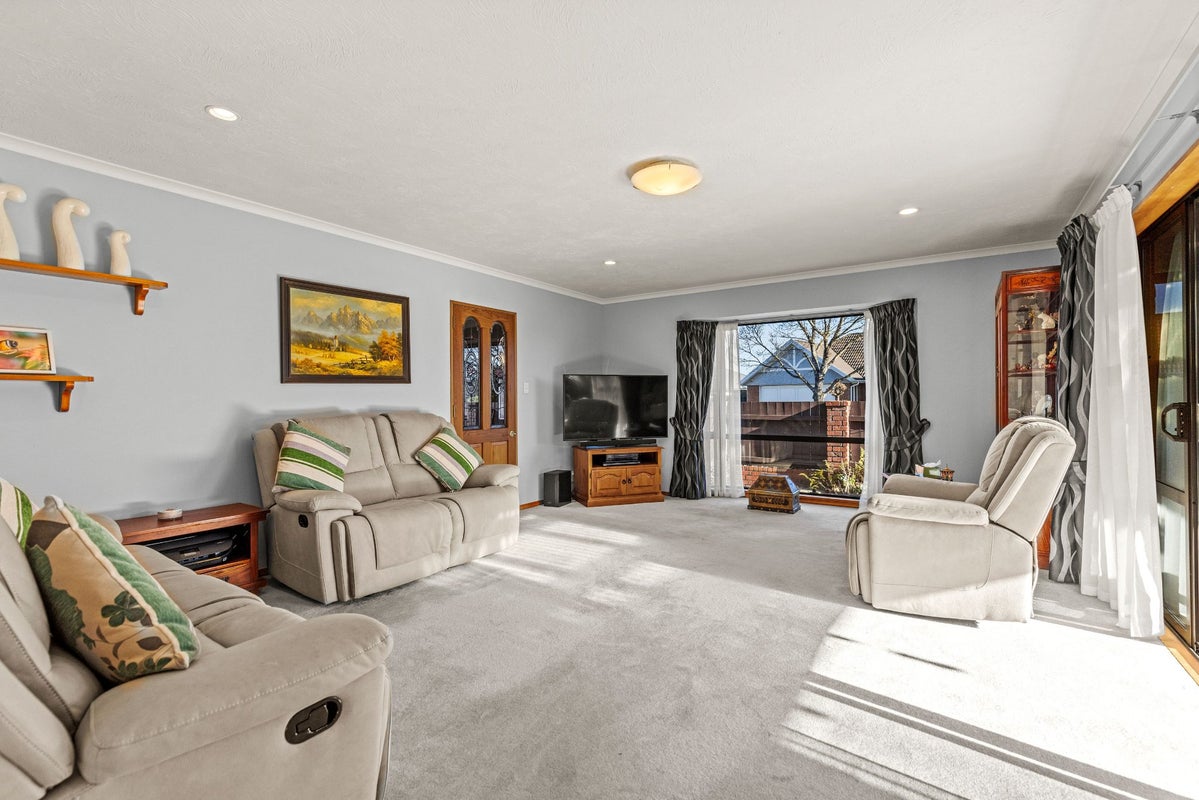 46 Fairway Drive, Shirley, Christchurch - Carousel 2