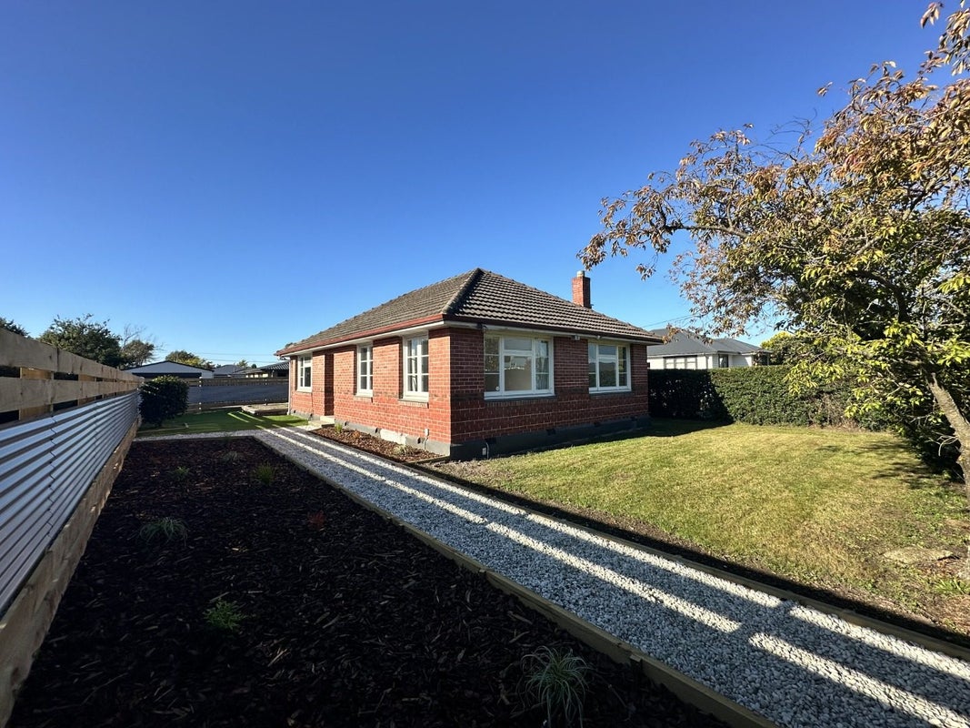 85 Mcmurdo Street, Tinwald, Ashburton - Carousel 1