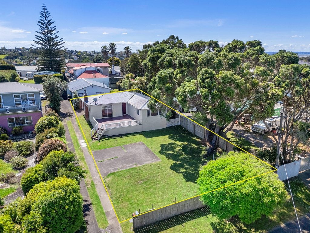 108 Hepburn Road, Glendene, Auckland - Carousel 1
