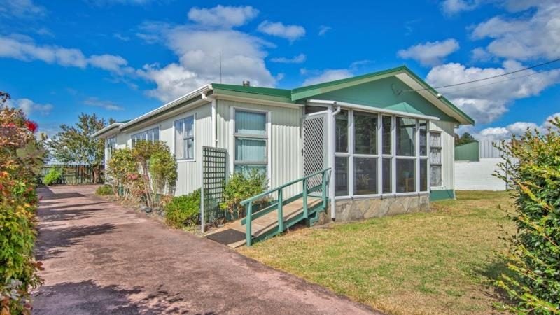 12 Lilian Street, Kamo, Whangarei - Carousel 1