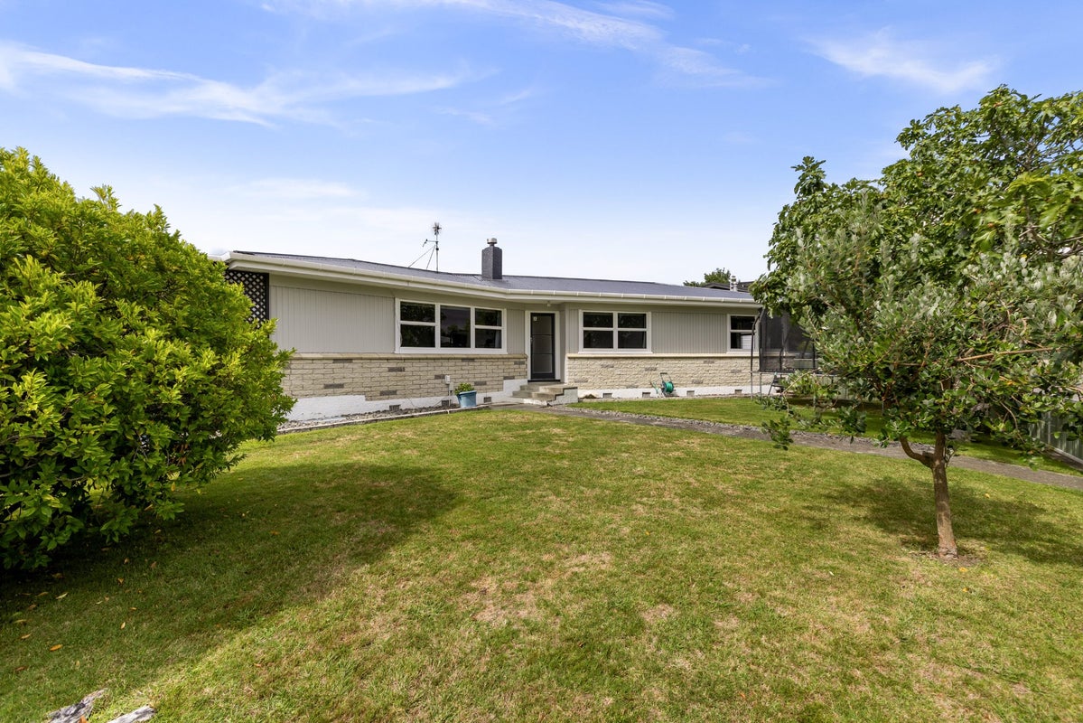 7 Grant Place, Greenmeadows, Napier - Carousel 1