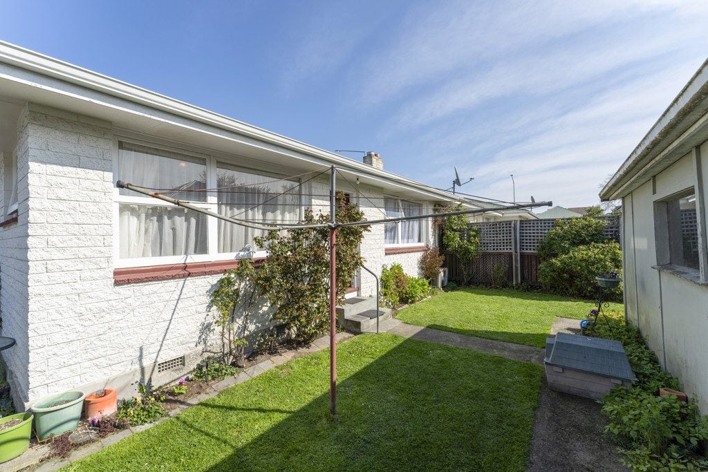 3/574 Barbadoes Street, Edgeware, Christchurch - Carousel 1