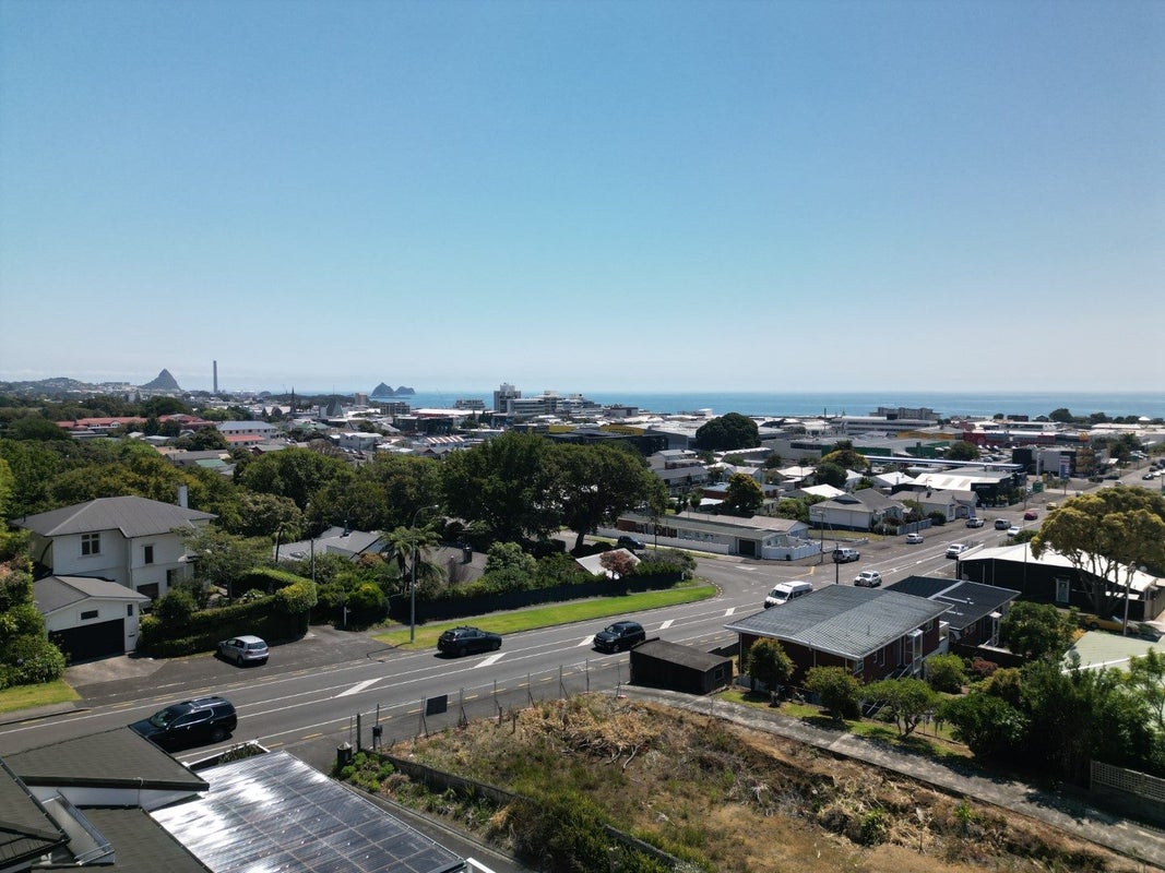 85C Eliot Street, New Plymouth, New Plymouth - Carousel 24