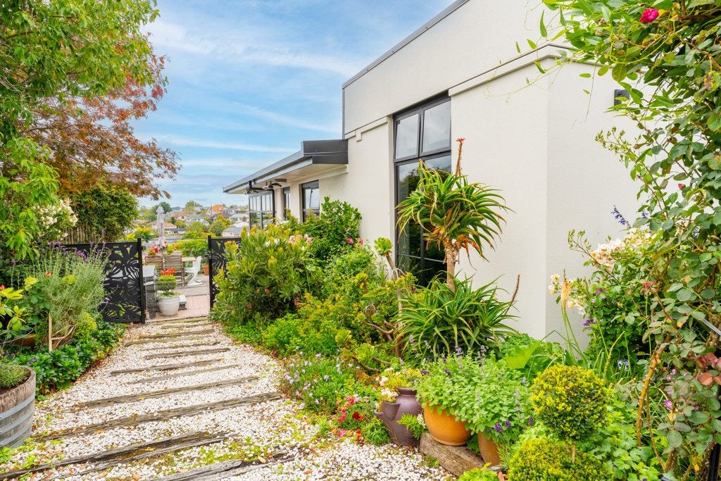 21 Park Lane, Highfield, Timaru - Carousel 25