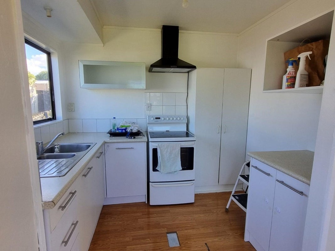 5/106 Shifnal Drive, Randwick Park, Auckland - Carousel 2