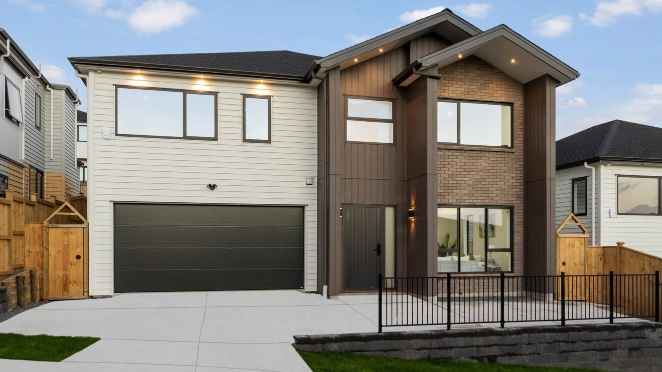 32 Hauhake Road, Flat Bush, Auckland - Carousel 1