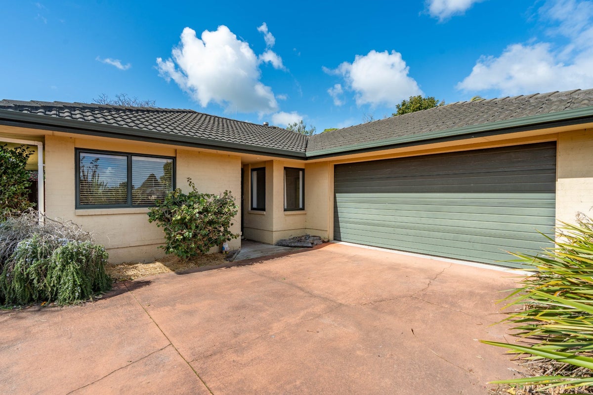 4 Aria Court, Fairview Downs, Hamilton, Waikato - Carousel 2