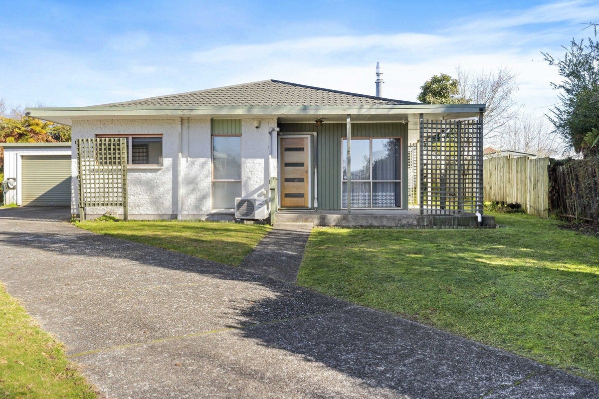 5 Batten Street, Glenholme, Rotorua - Carousel 1