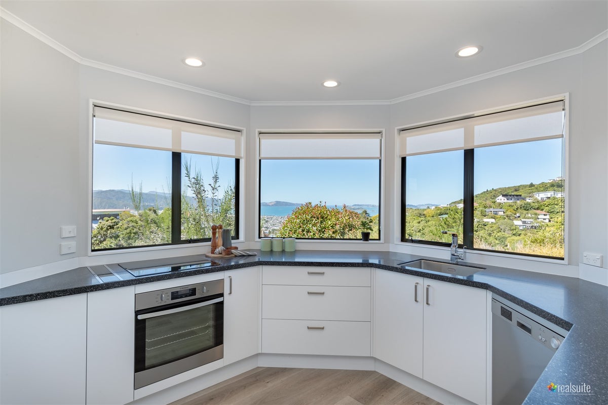 12A Pekanga Road, Normandale, Lower Hutt - Carousel 1