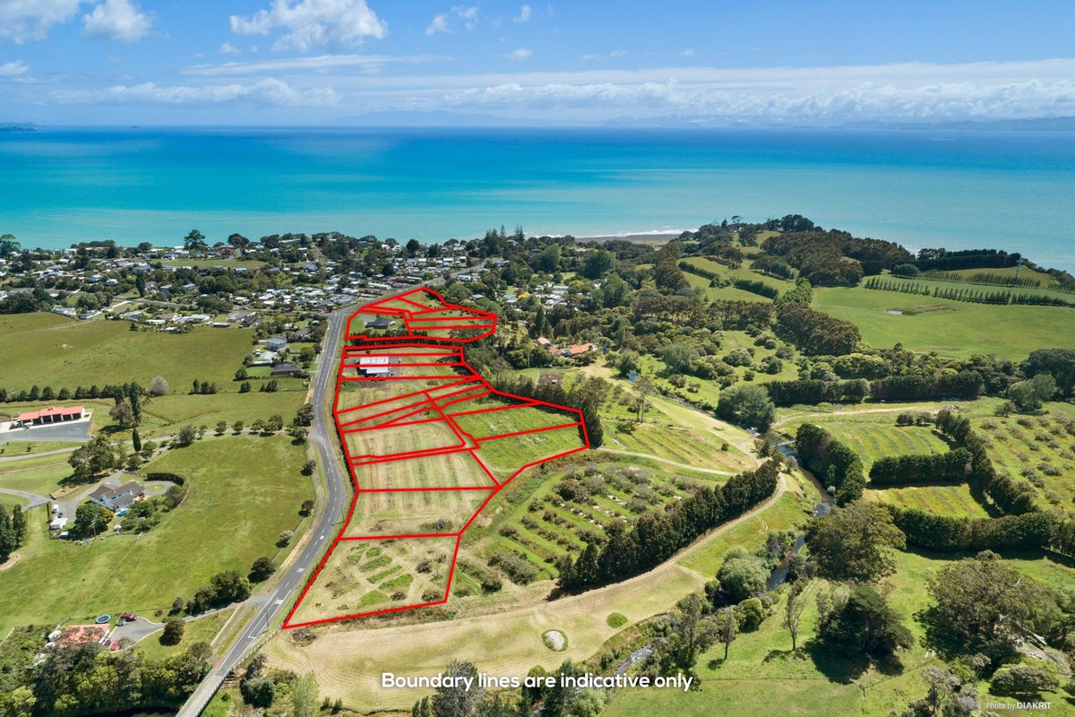 58 Orere Point Road, Orere Point - Carousel 1