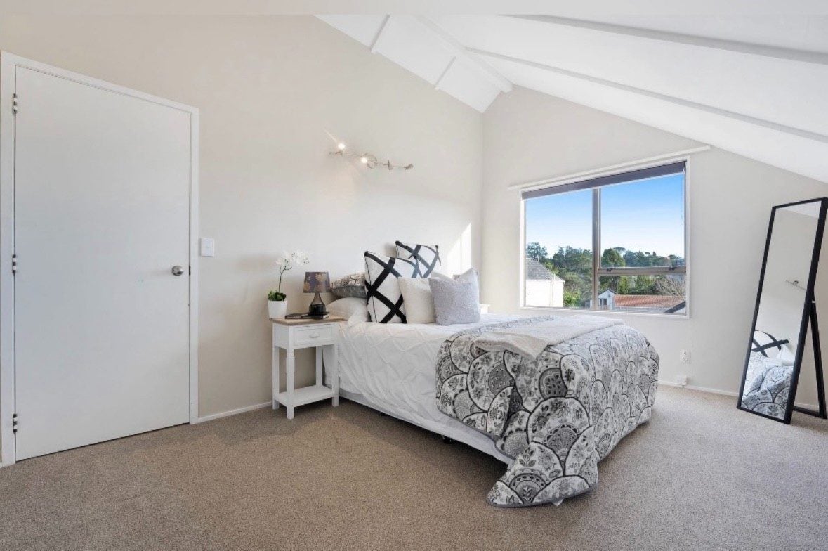 2/82 Stott Avenue, Birkdale, Auckland - Carousel 2