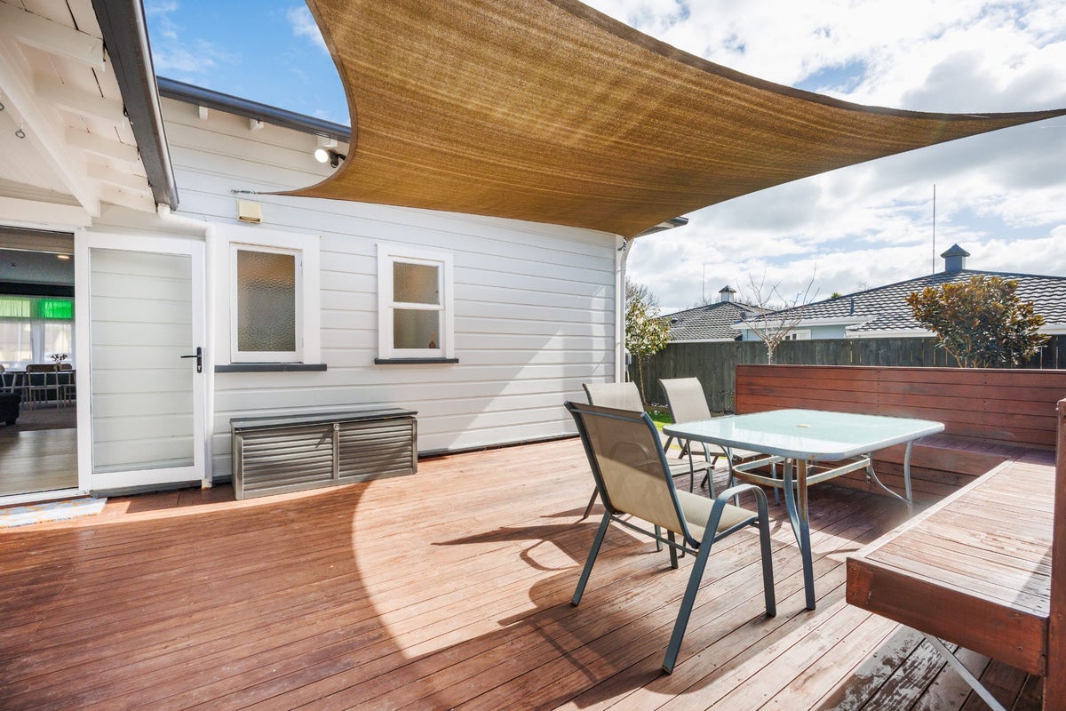 15 Colombo Street, Hokowhitu, Palmerston North - Carousel 2