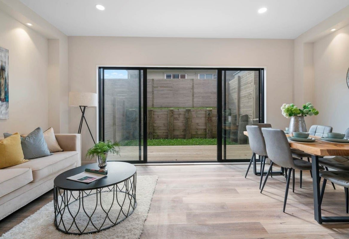 6/200 Sunnynook Road, Totara Vale, Auckland - Carousel 2