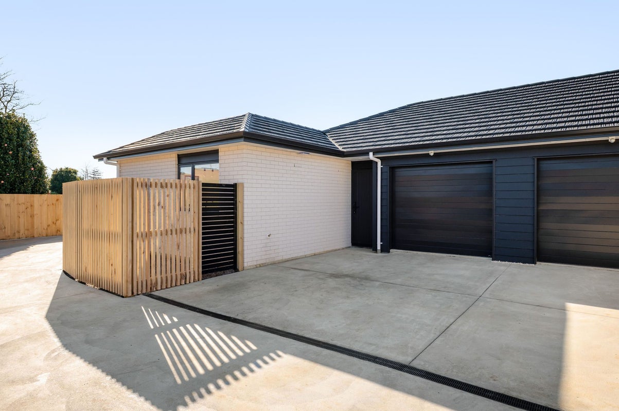 7A Brough Place, Saint Andrews, Hamilton, Waikato - Carousel 2