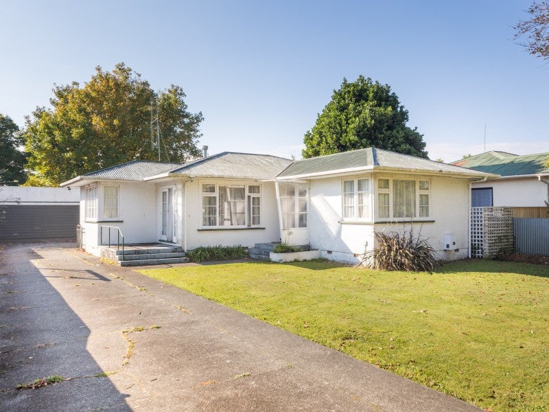 37 SEDDON ST, takaro, Palmerston North - Carousel 1