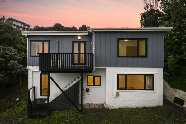 175 The Ridgeway, Kingston, Wellington - Carousel 1