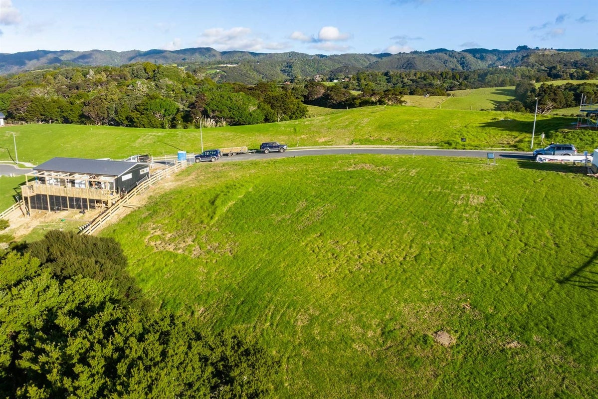5 Starlight Place, Langs Beach, Waipu - Carousel 10