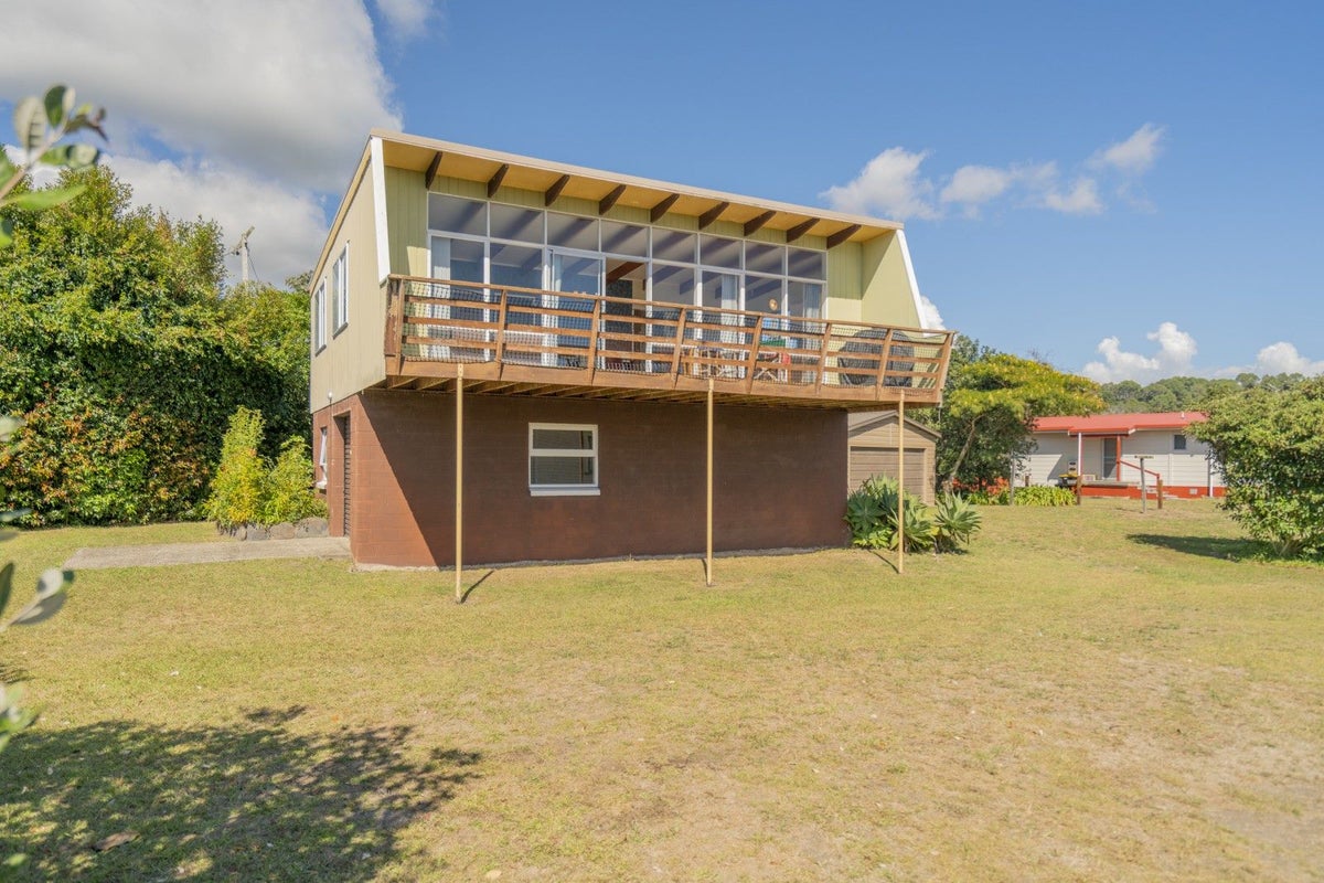 50 Banks Street, Cooks Beach, Whitianga - Carousel 1