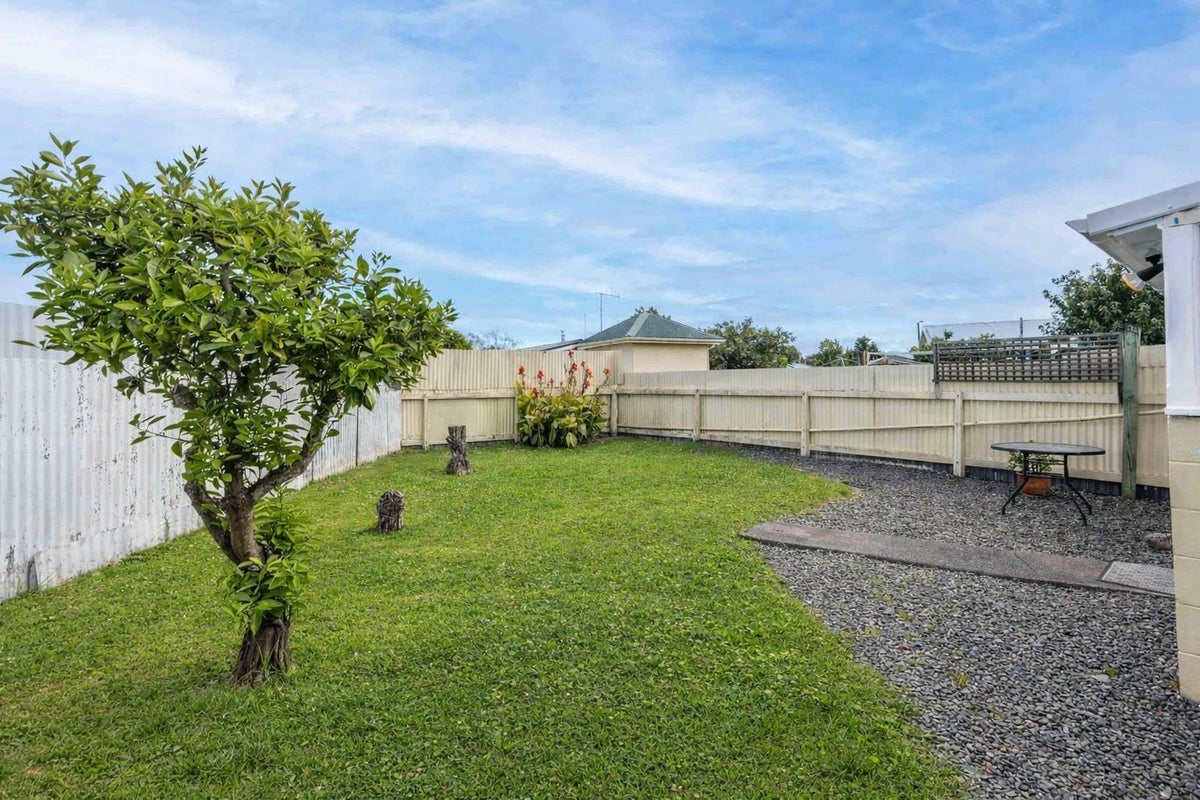 16 Shearer Place, Pirimai, Napier - Carousel 11