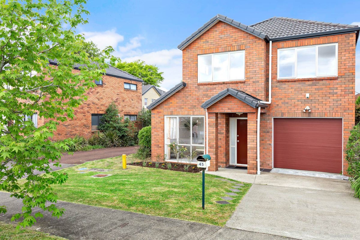 45 Masons Road, Oteha, Auckland - Carousel 1