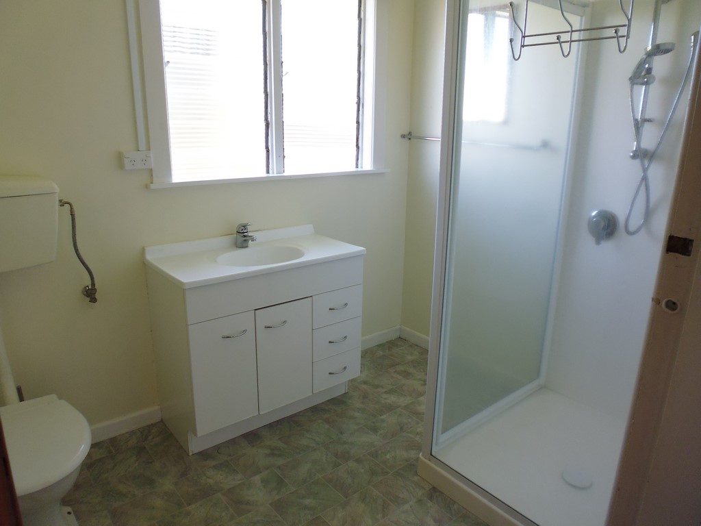 13 Pine Avenue, Otumoetai, Tauranga - Carousel 11