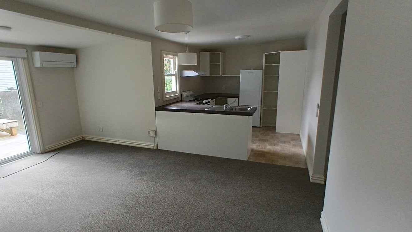 72 Wellington Road, Hataitai, Wellington - Carousel 1