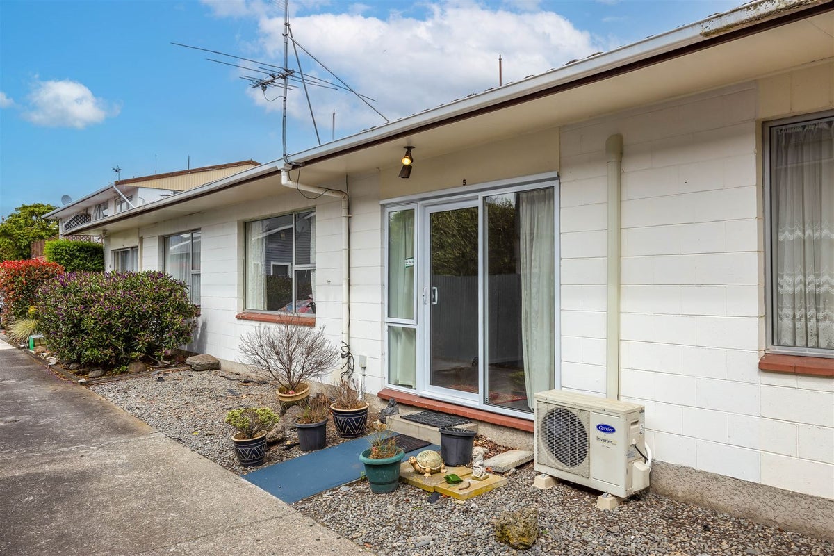 5/35 Ward Street, Addington, Christchurch - Carousel 2