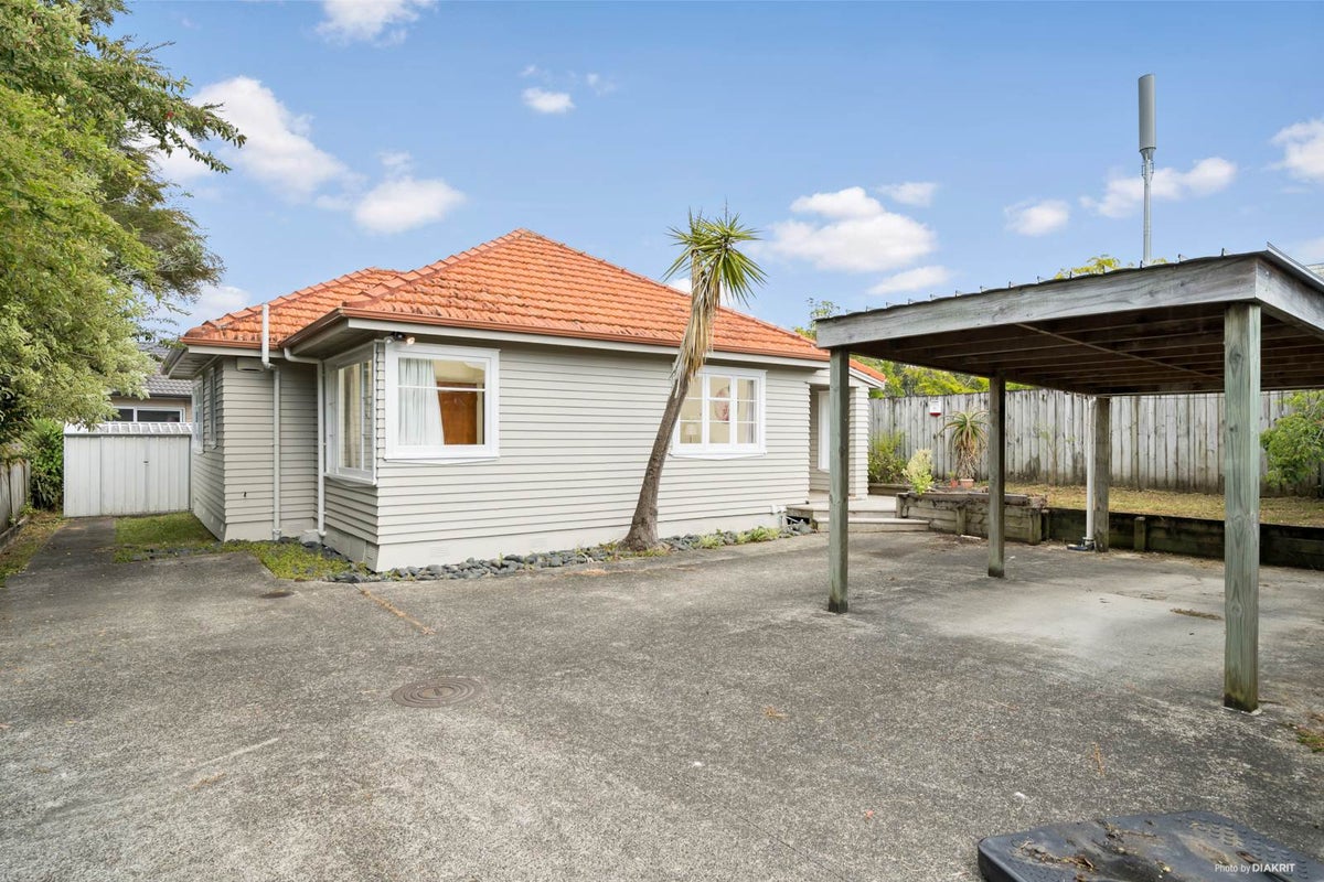 140B Don Buck Road, Massey, Auckland - Carousel 1