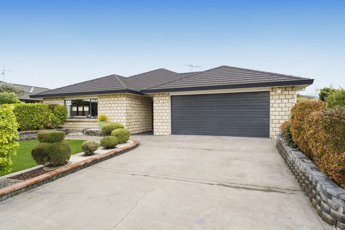 48 Regent Drive, Paraparaumu Beach, Paraparaumu - Carousel 1