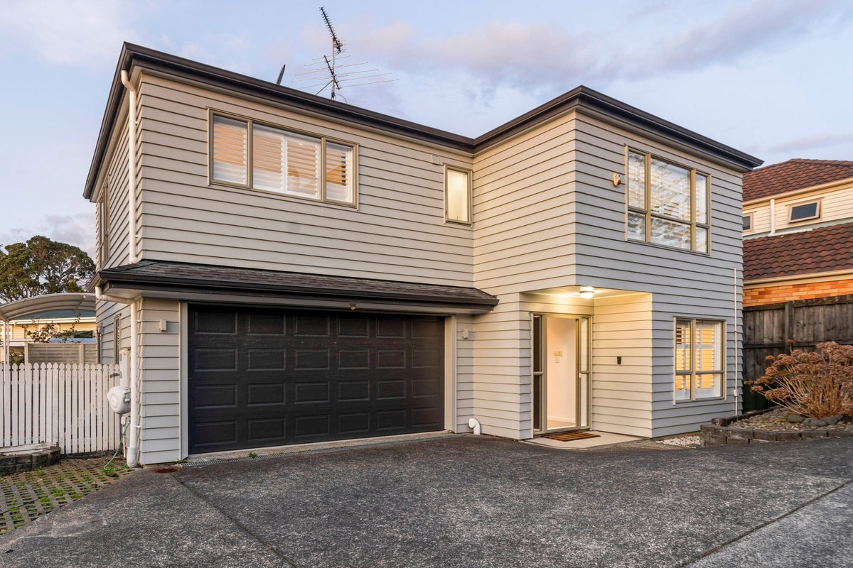 1373A Dominion Road Extension, Mount Roskill, Auckland - Carousel 2