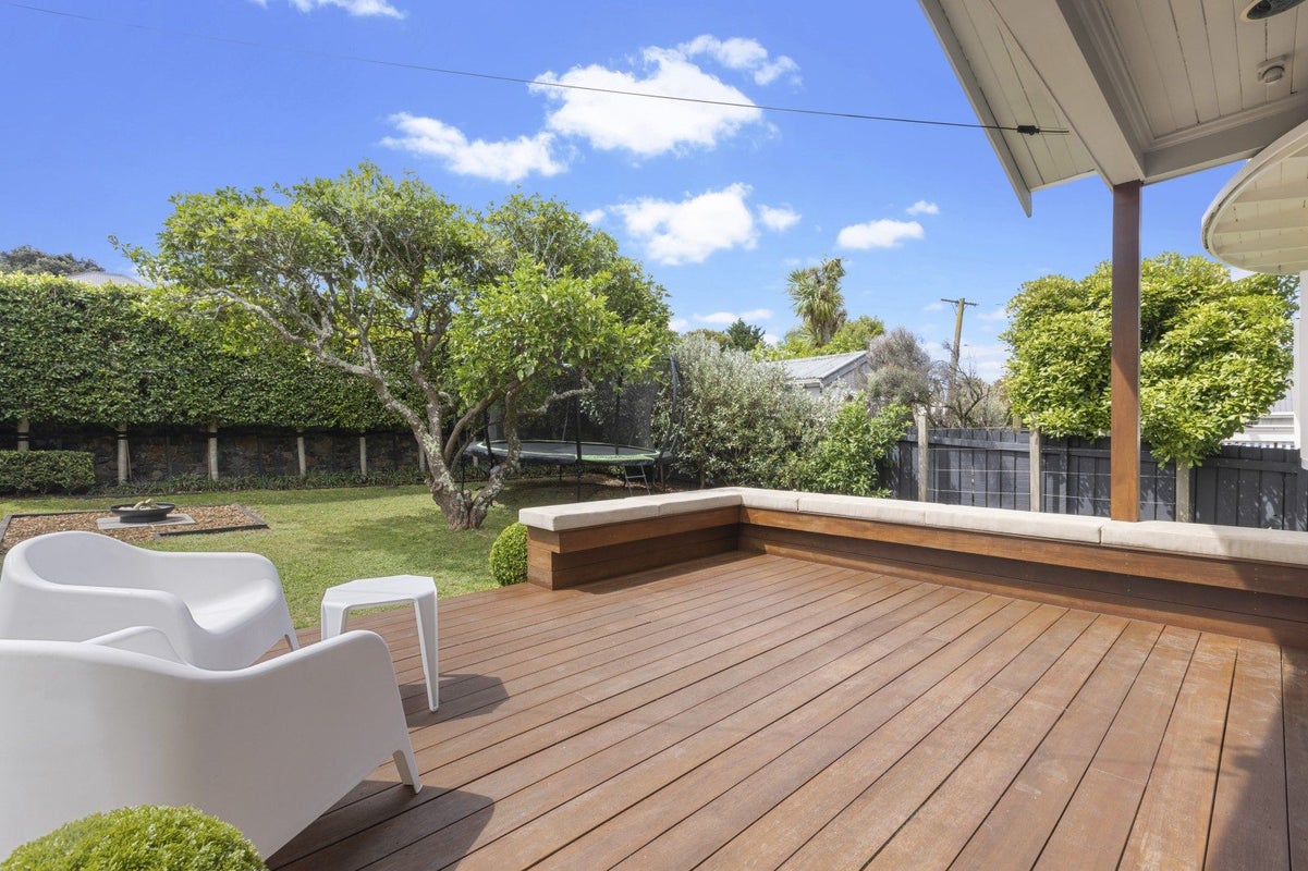 581A Mount Albert Road, Royal Oak, Auckland - Carousel 2