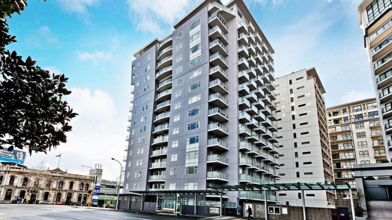 5H/135 Victoria Street West, Auckland Central, Auckland - Carousel 1