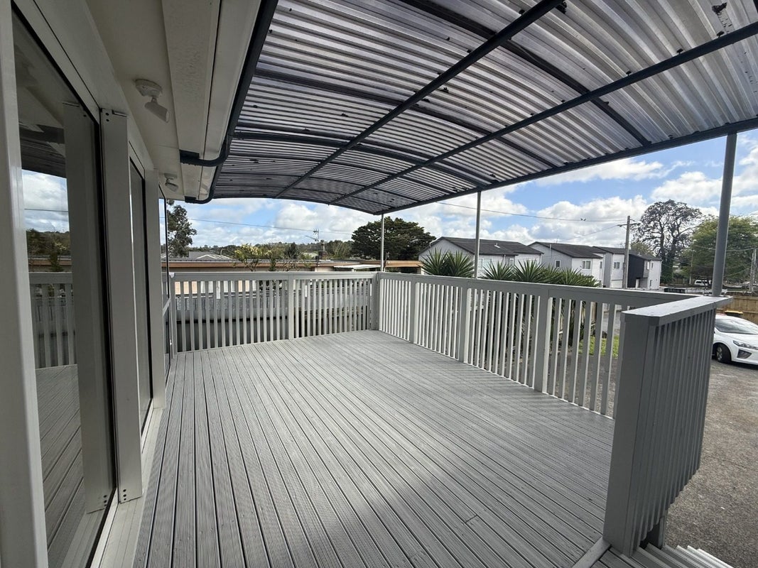 1/324 Swanson Road, Henderson, Auckland - Carousel 1