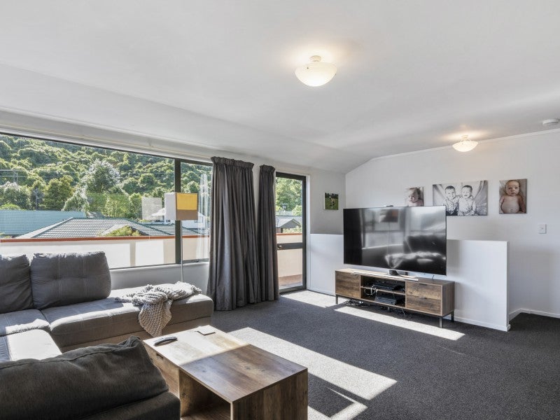 10 Westley Place, Bishopdale, Nelson - Carousel 2