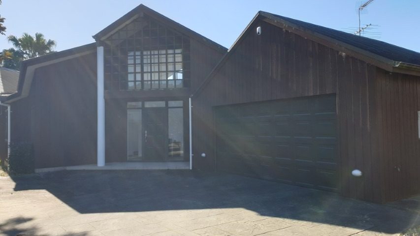 11 Centaur Close, Albany, Auckland - Carousel 2