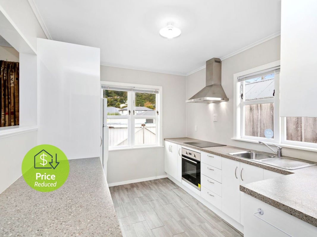 2/329 Waiwhetu Road, Fairfield, Lower Hutt - Carousel 1