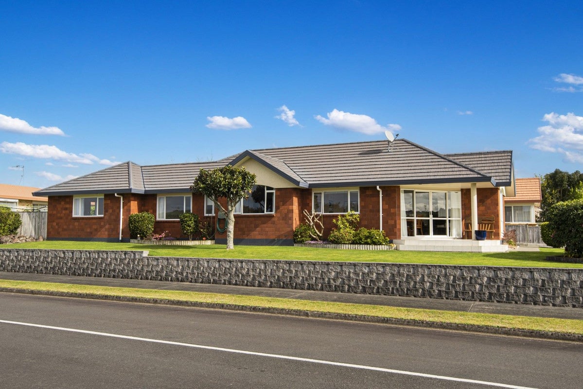 22 Amber Drive, Tikipunga, Whangarei - Carousel 22