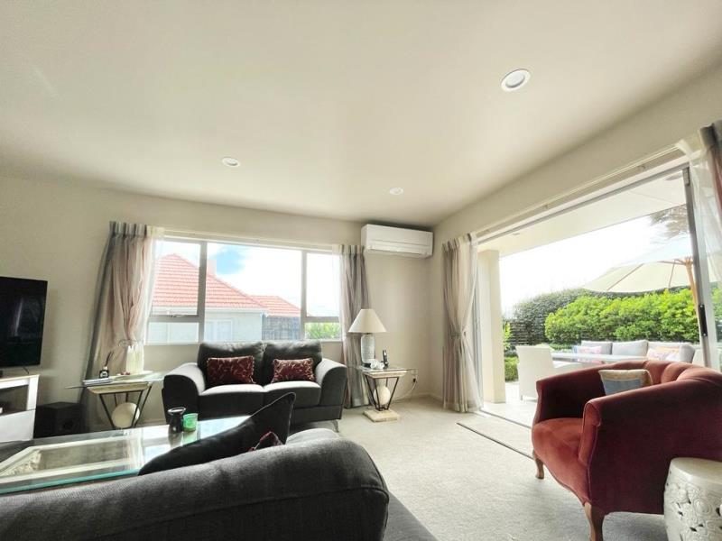 28 Fairlands Avenue, Waterview, Auckland - Carousel 2
