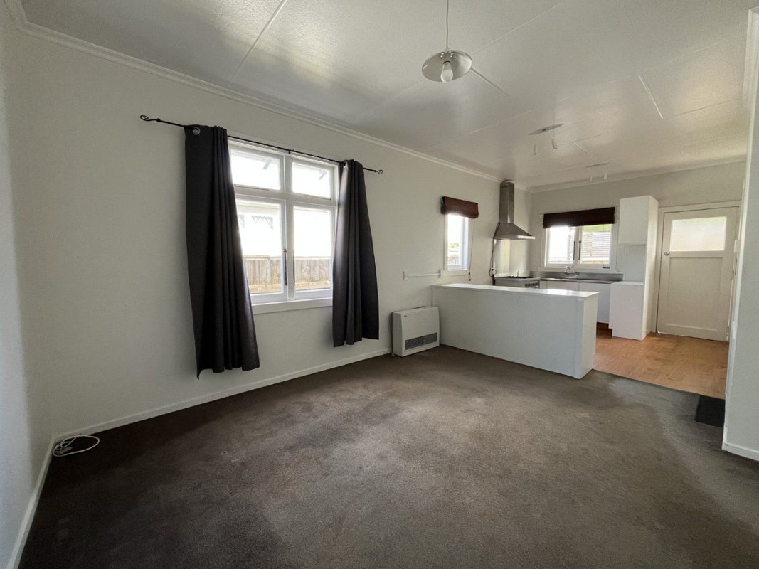 18B Morris Street, Hokowhitu, Palmerston North - Carousel 2