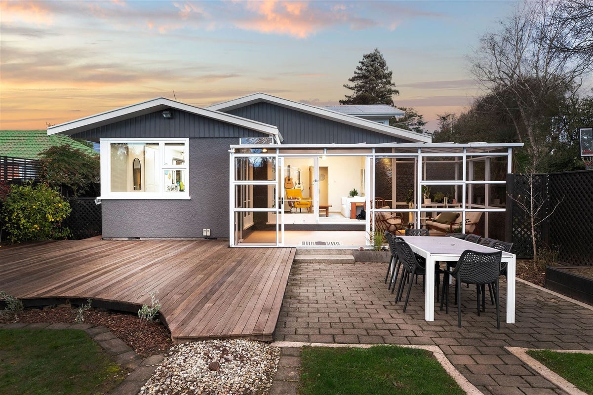 196 Cashmere Road, Hoon Hay, Christchurch - Carousel 1