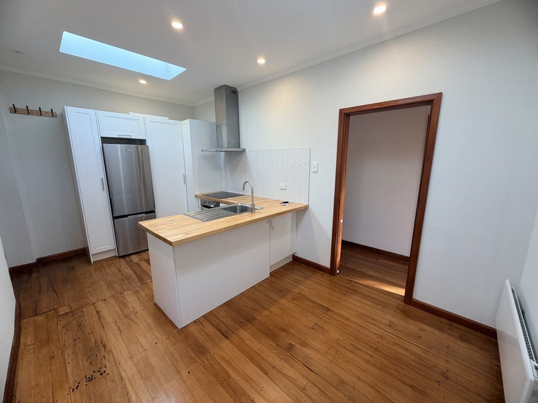 16 Wilberforce Street, Miramar, Wellington - Carousel 1