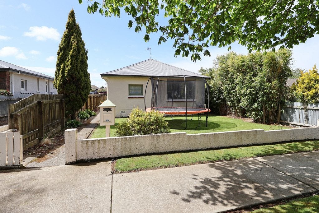 179 Lorn Street, Glengarry, Invercargill - Carousel 1