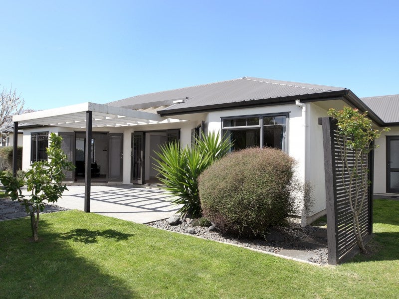 2 Woodfield Place, Parkvale, Hastings - Carousel 26