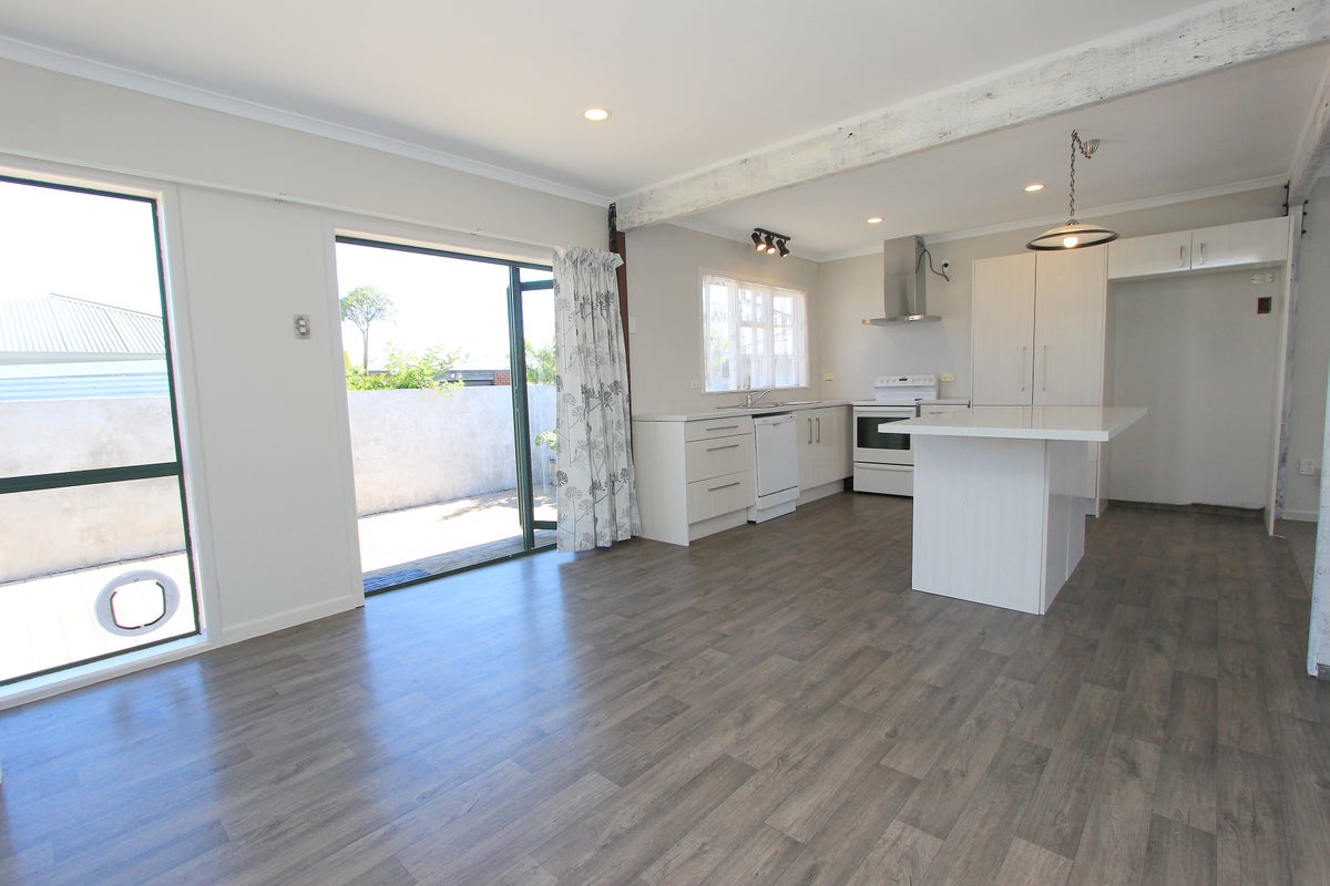 6 Parker Street, Mayfield, Blenheim - Carousel 2