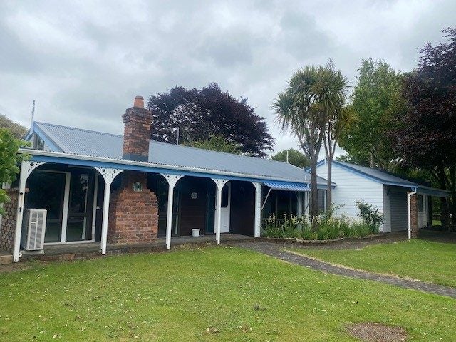 295 Mangorei Road, Merrilands, New Plymouth - Carousel 2