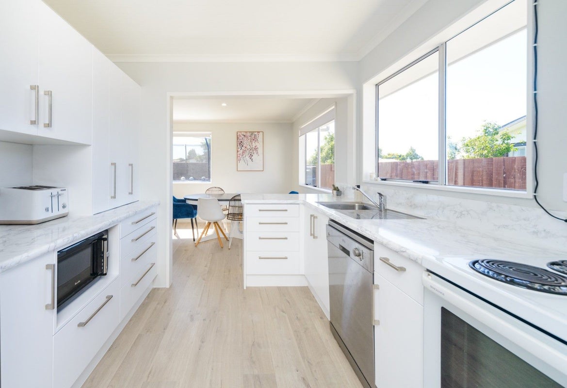 40 Acacia Street, Kelvin Grove, Palmerston North - Carousel 2