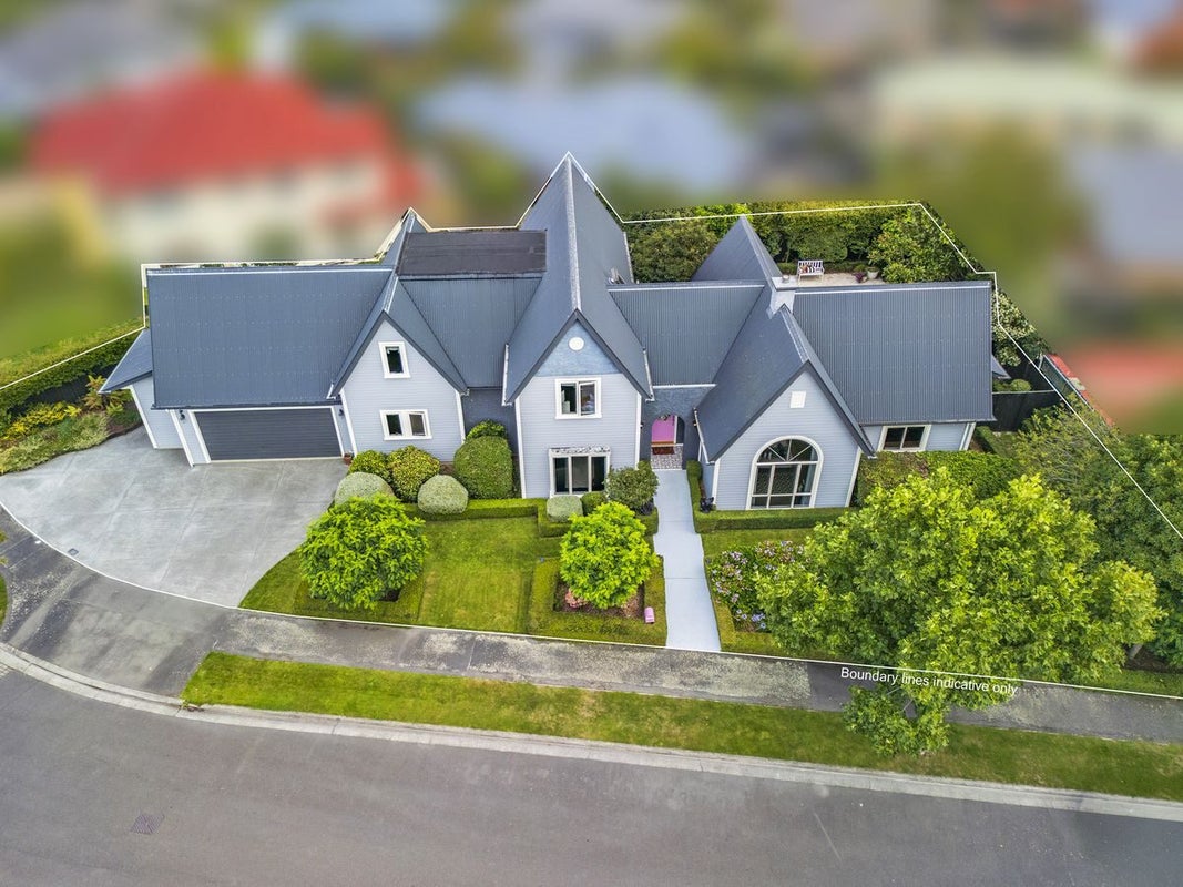 4 Baltimore Green, Shirley, Christchurch - Carousel 2