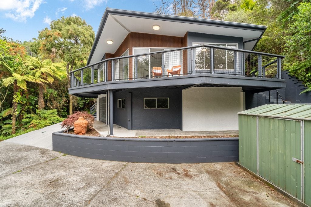 11 Raukawa Street, Stokes Valley, Lower Hutt - Carousel 2