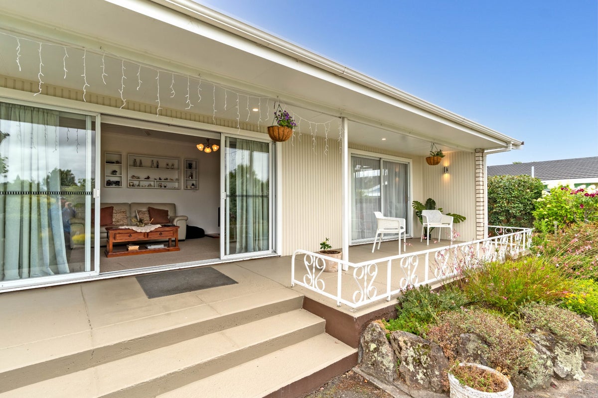 43 Cooper Street, Lansdowne, Masterton - Carousel 2